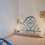 Straccoligno Nyaraló Capoliveri
